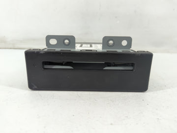 2017-2020 Chevrolet Tahoe Radio AM FM Cd Player Receiver Replacement P/N:84016434 Fits Fits 2017 2018 2019 2020 OEM Used Auto Parts - Oemusedautoparts1.com