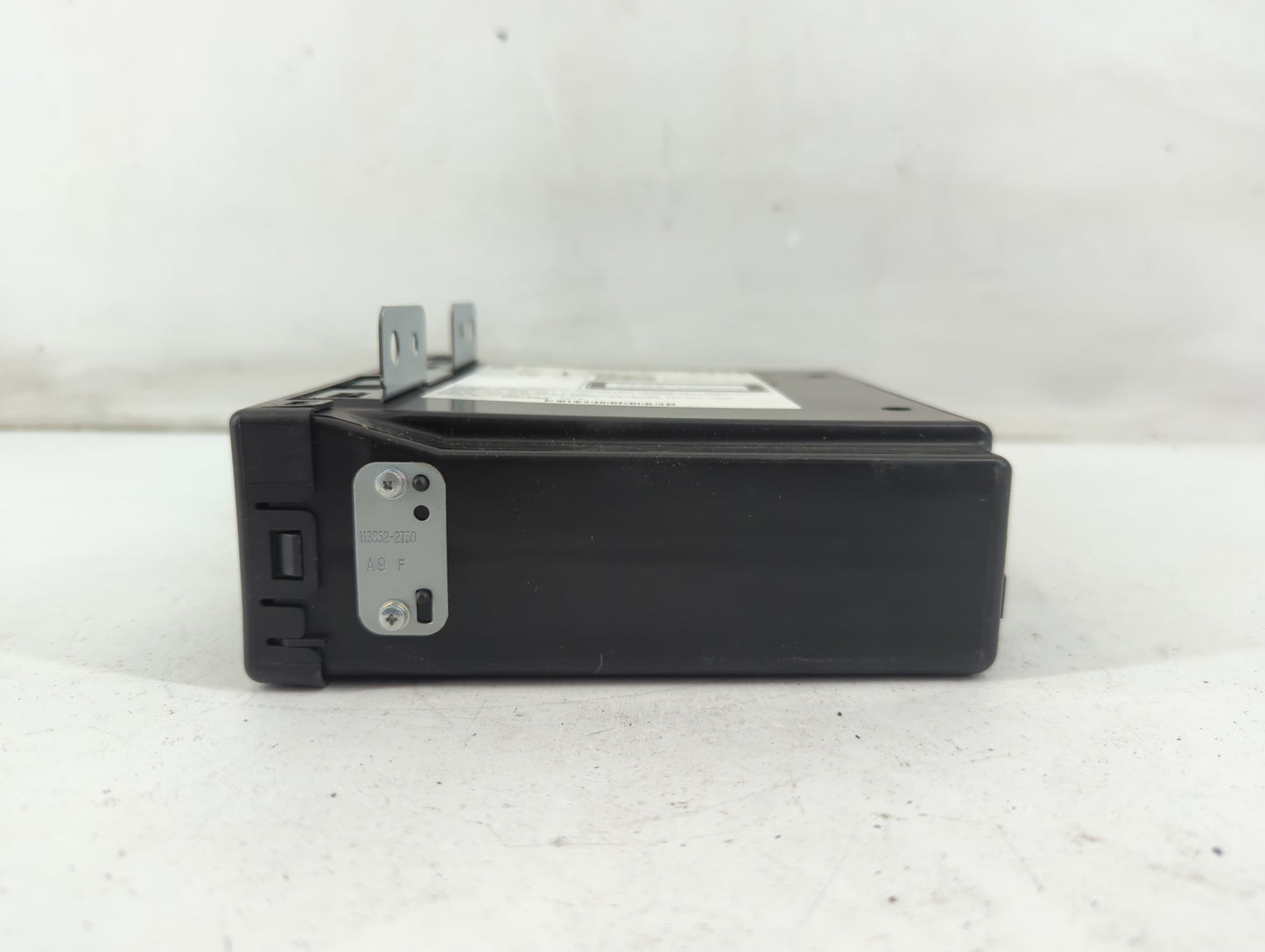 2017-2020 Chevrolet Tahoe Radio AM FM Cd Player Receiver Replacement P/N:84016434 Fits Fits 2017 2018 2019 2020 OEM Used Auto Parts - Oemusedautoparts1.com