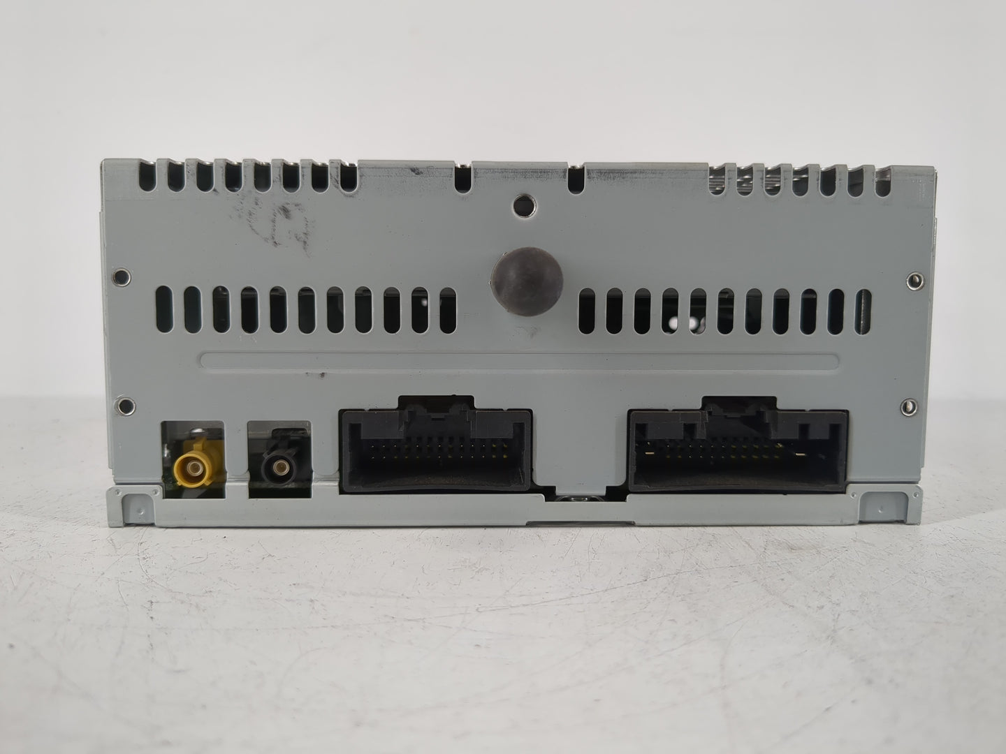 2017-2018 Ford F-150 Radio AM FM Cd Player Receiver Replacement P/N:JL3T-19C107-BA Fits Fits 2017 2018 OEM Used Auto Parts - Oemusedautoparts1.com