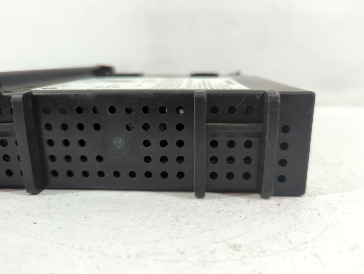 2017-2018 Gmc Sierra 1500 Radio AM FM Cd Player Receiver Replacement P/N:84102336 Fits Fits 2017 2018 OEM Used Auto Parts - Oemusedautoparts1.com