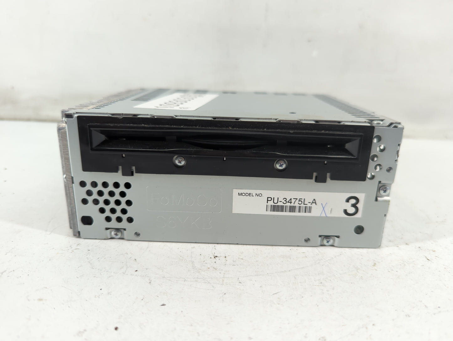 2013 Lincoln Mkx Radio AM FM Cd Player Receiver Replacement P/N:DT4T-19C107-CA Fits OEM Used Auto Parts - Oemusedautoparts1.com