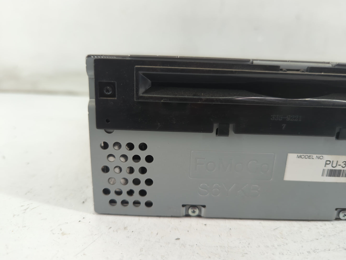 2017-2018 Ford F-150 Radio AM FM Cd Player Receiver Replacement P/N:JL3T-19C107-BA Fits Fits 2017 2018 OEM Used Auto Parts