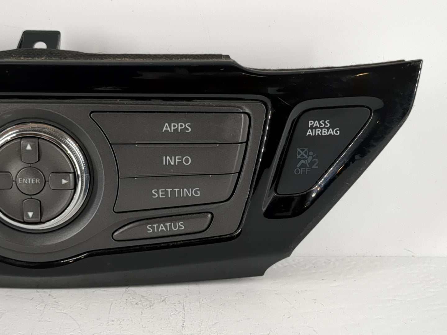 2017-2020 Nissan Pathfinder Radio AM FM Cd Player Receiver Replacement P/N:9PJ0B 210220 9PJ0A 210260 Fits Fits 2017 2018 2019 2020 OEM Used Auto Parts - Oemusedautoparts1.com