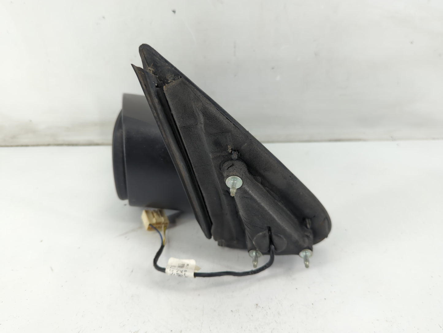 2001-2004 Chrysler Pt Cruiser Side Mirror Replacement Driver Left View Door Mirror P/N:04724655AE Fits Fits 2001 2002 2003 2004 OEM Used Auto Parts