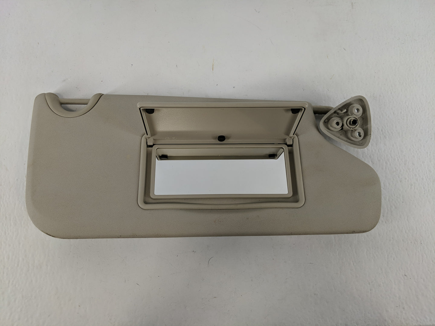 2016 Dodge Journey Sun Visor Shade Replacement Passenger Right Mirror Fits OEM Used Auto Parts - Oemusedautoparts1.com