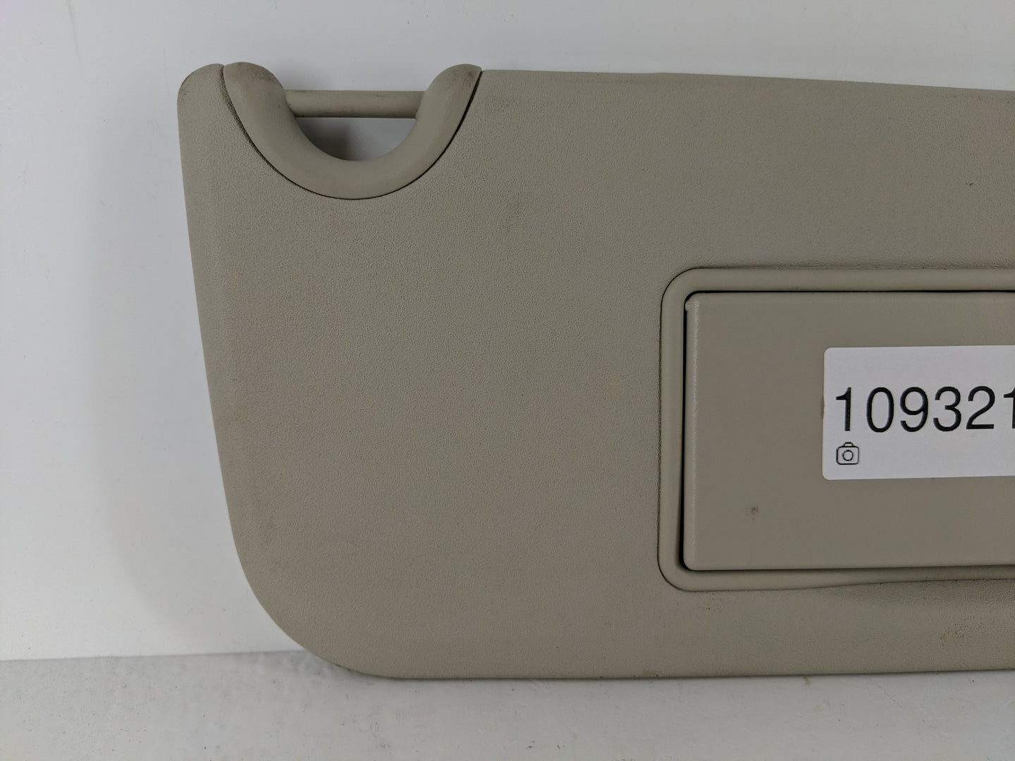 2016 Dodge Journey Sun Visor Shade Replacement Passenger Right Mirror Fits OEM Used Auto Parts - Oemusedautoparts1.com