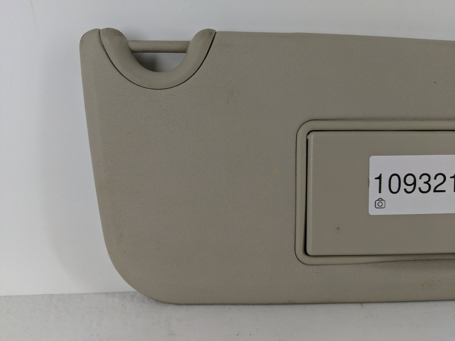 2016 Dodge Journey Sun Visor Shade Replacement Passenger Right Mirror Fits OEM Used Auto Parts - Oemusedautoparts1.com