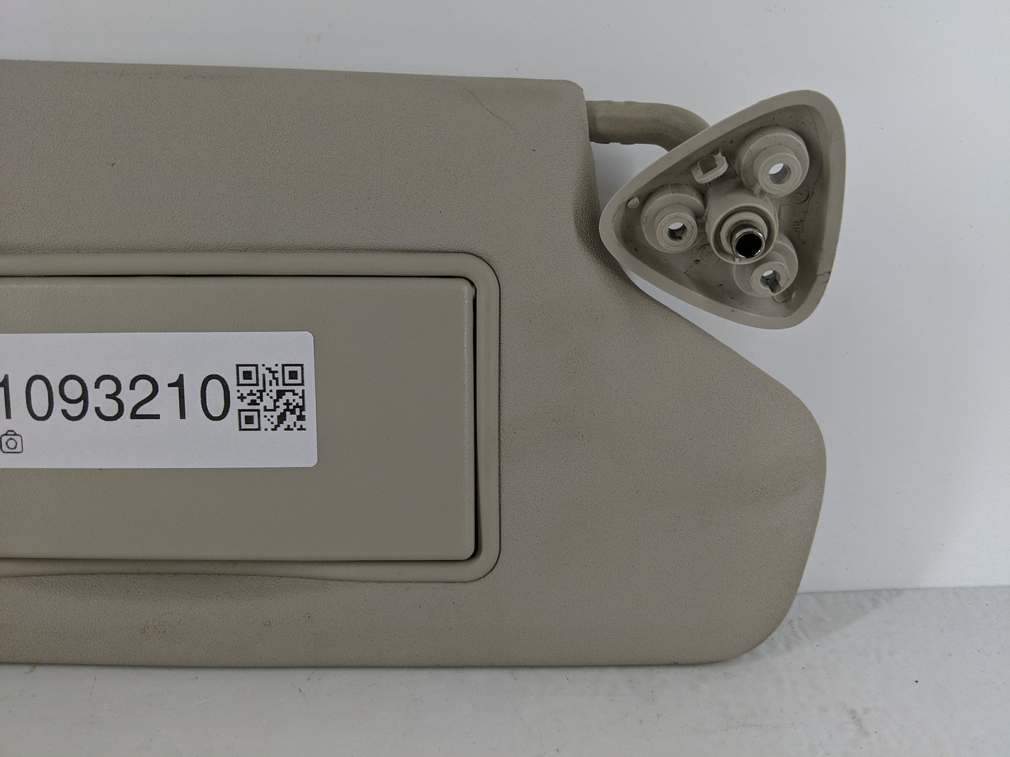 2016 Dodge Journey Sun Visor Shade Replacement Passenger Right Mirror Fits OEM Used Auto Parts - Oemusedautoparts1.com