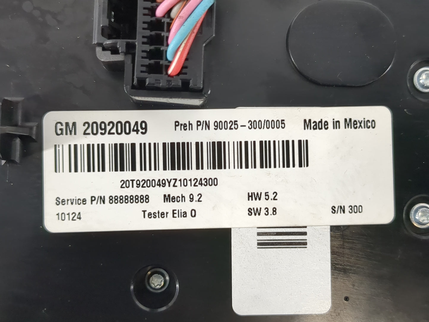 2010-2011 Gmc Terrain Radio AM FM Cd Player Receiver Replacement P/N:20920049 Fits Fits 2010 2011 OEM Used Auto Parts