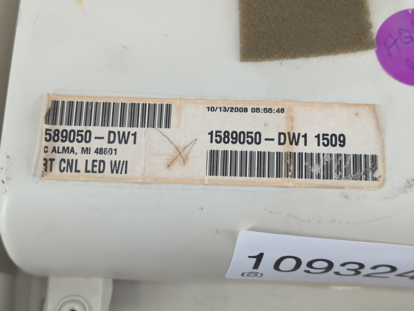 2009 Chrysler Town & Country Overhead Roof Console - Oemusedautoparts1.com