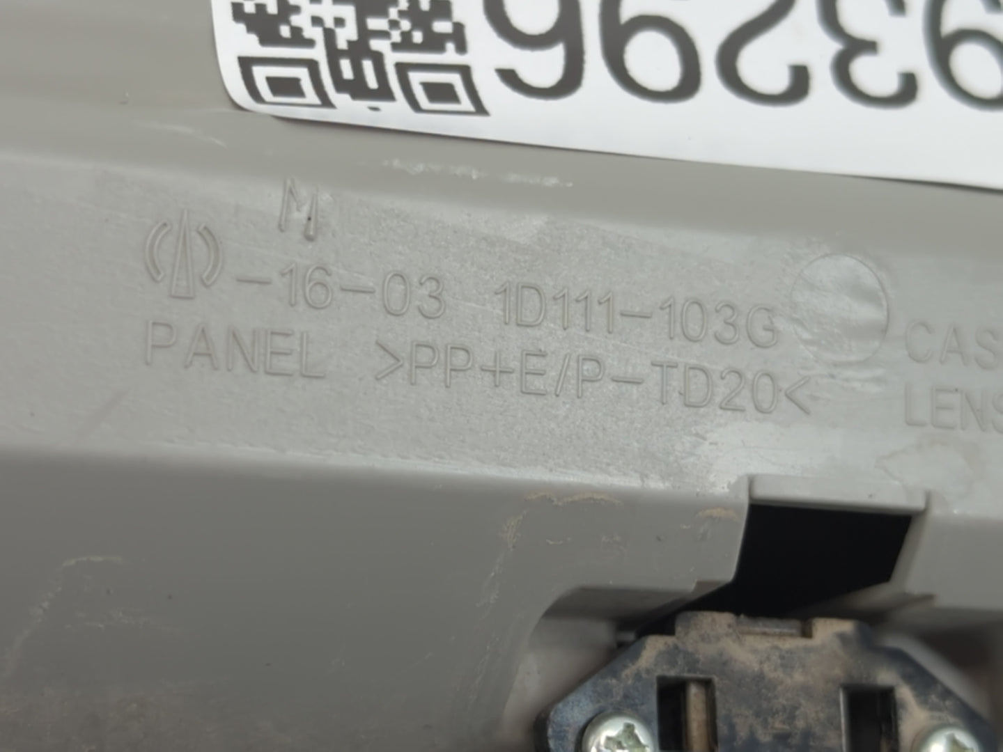 2012 Toyota Prius Overhead Roof Console - Oemusedautoparts1.com