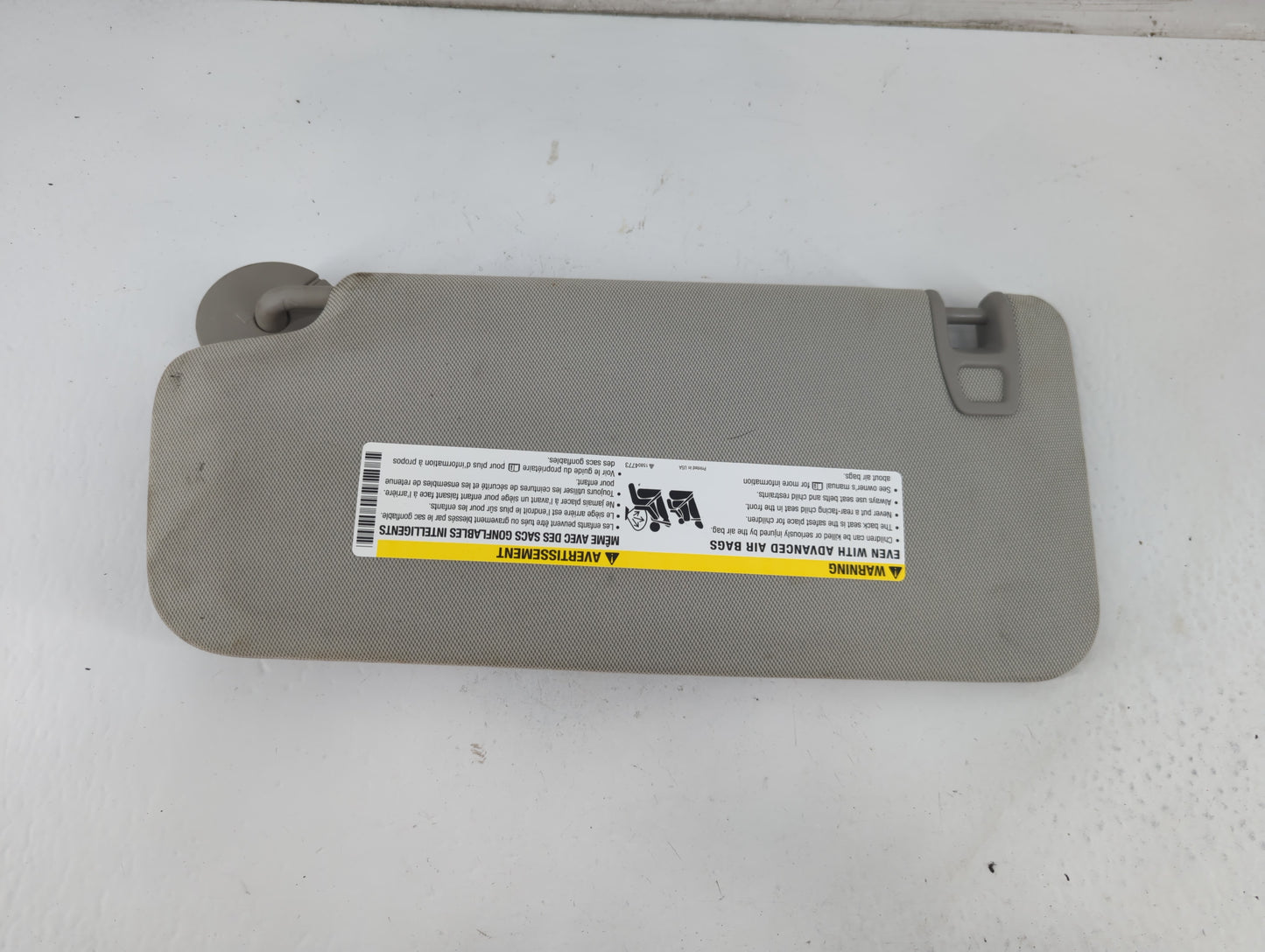 2010-2017 Chevrolet Equinox Sun Visor Shade Replacement Passenger Right Mirror Fits Fits 2010 2011 2012 2013 2014 2015 2016 2017 OEM Used Auto Parts