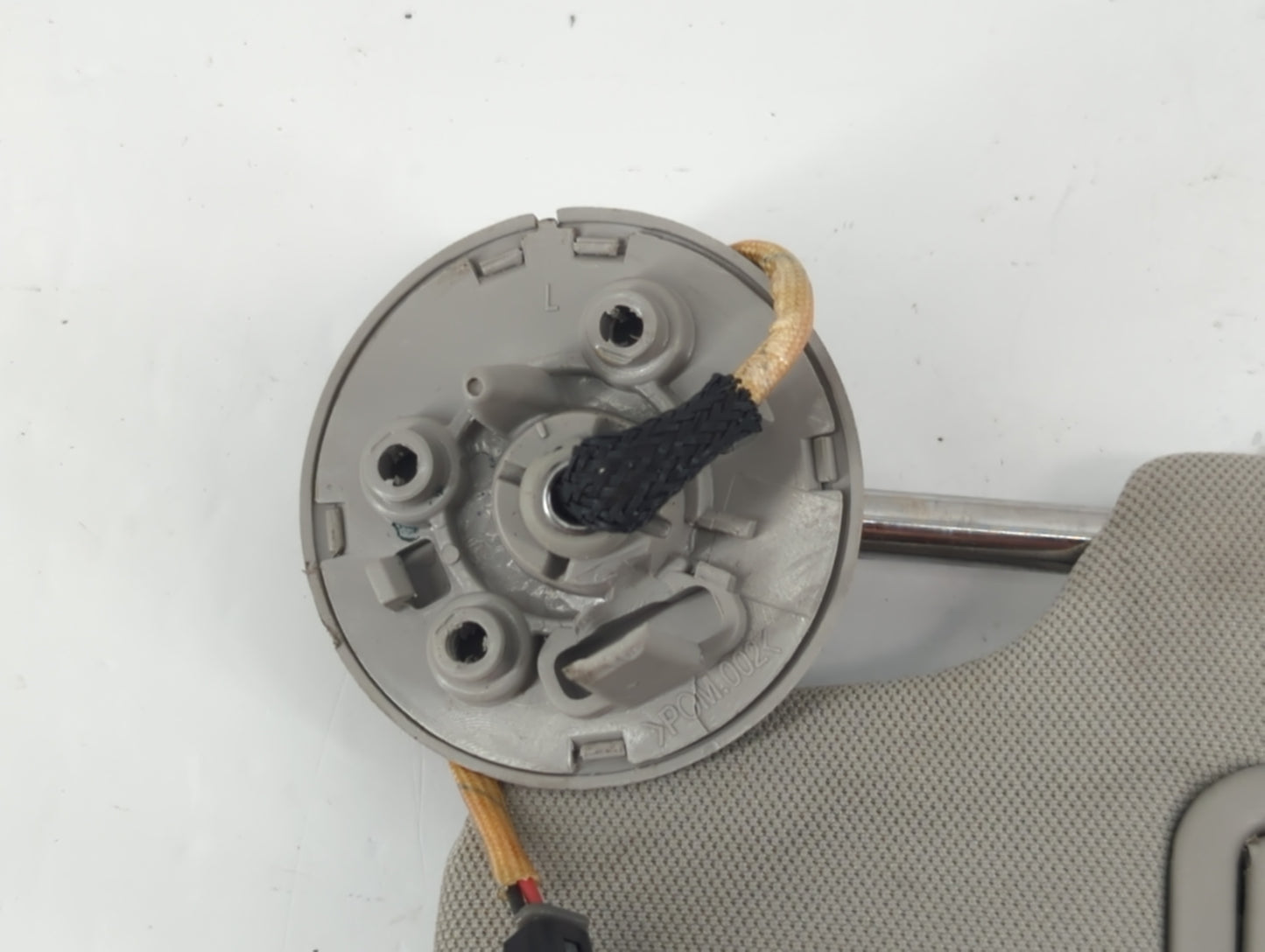 2007-2009 Saturn Aura Sun Visor Shade Replacement Driver Left Mirror Fits Fits 2007 2008 2009 OEM Used Auto Parts