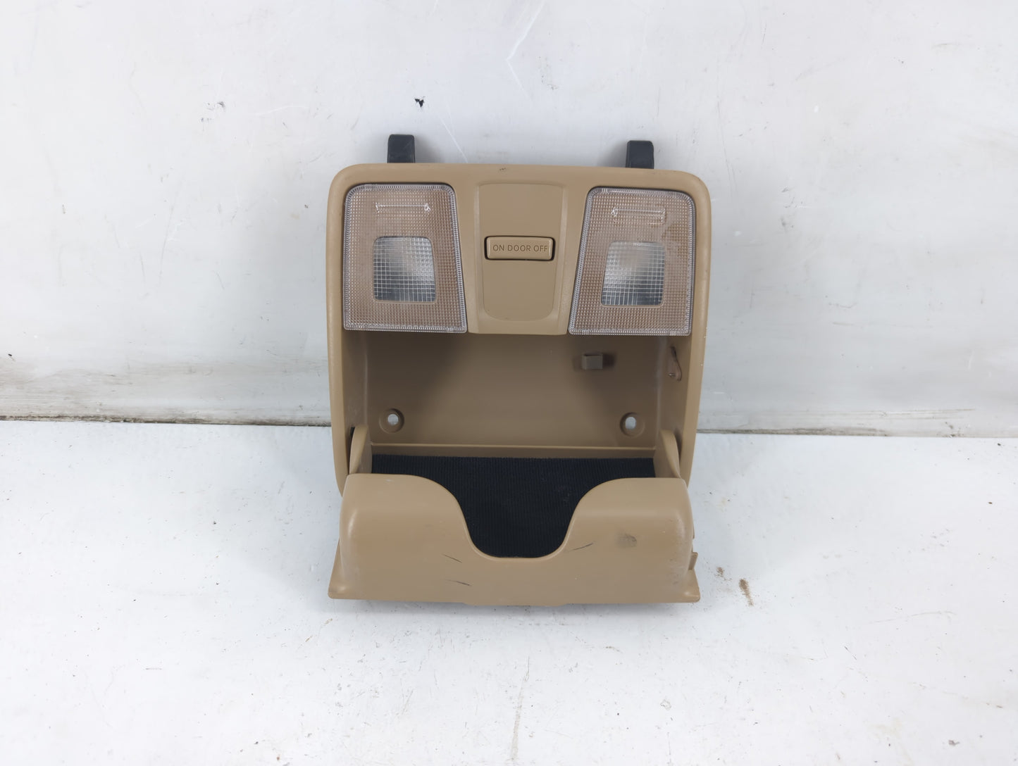 2013 Hyundai Elantra Overhead Roof Console - Oemusedautoparts1.com