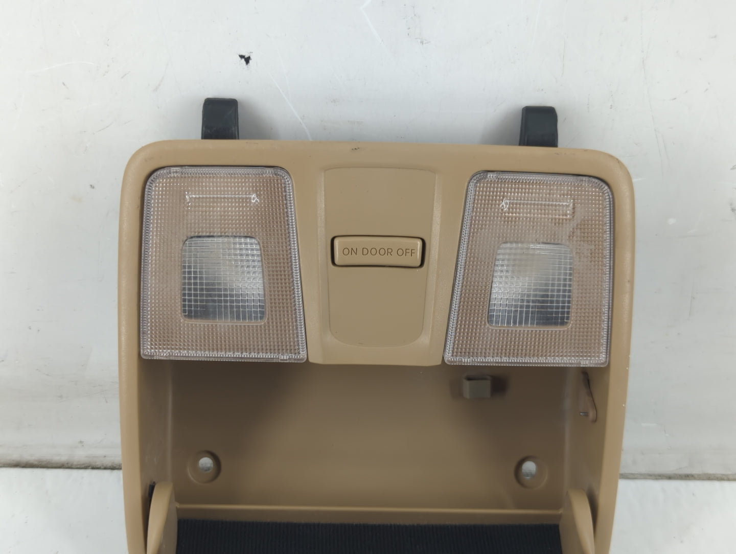 2013 Hyundai Elantra Overhead Roof Console - Oemusedautoparts1.com