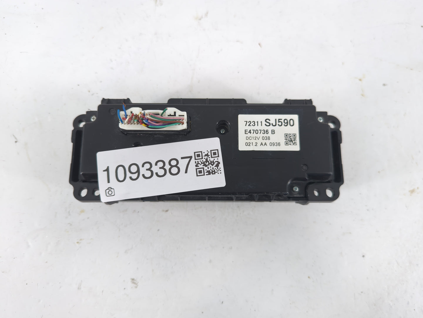 2022 Subaru Forester Climate Control Module Temperature AC/Heater Replacement P/N:72311SJ590 Fits OEM Used Auto Parts - Oemusedautoparts1.com