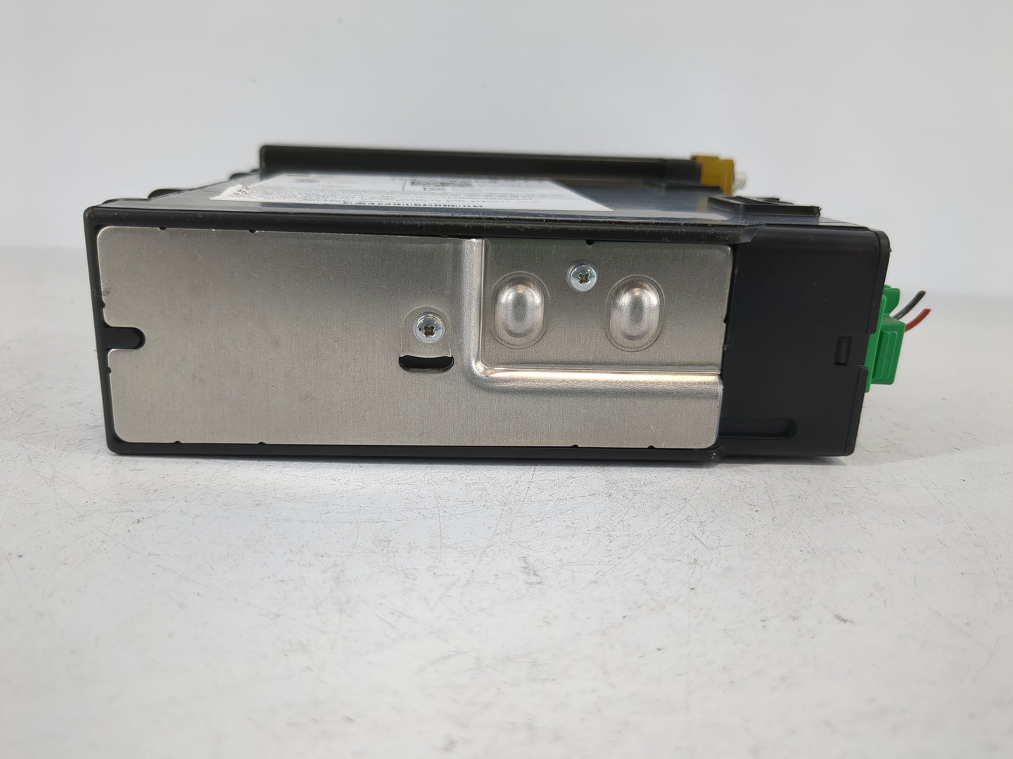 2017 Gmc Yukon Radio AM FM Cd Player Receiver Replacement P/N:84222871 Fits Fits 2018 OEM Used Auto Parts - Oemusedautoparts1.com