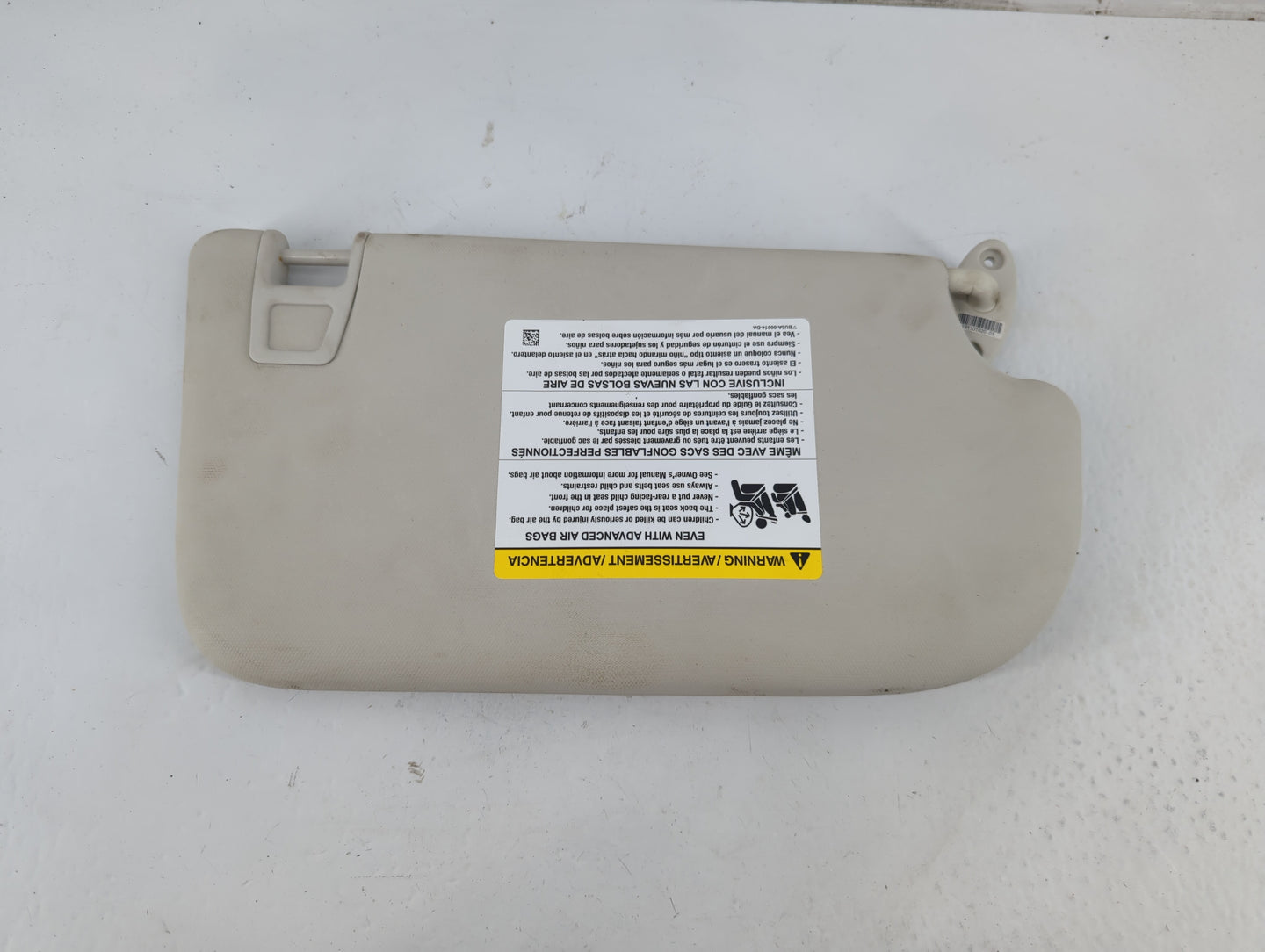 2013-2018 Ford Focus Sun Visor Shade Replacement Driver Left Mirror Fits Fits 2013 2014 2015 2016 2017 2018 OEM Used Auto Parts - Oemusedautoparts1.com