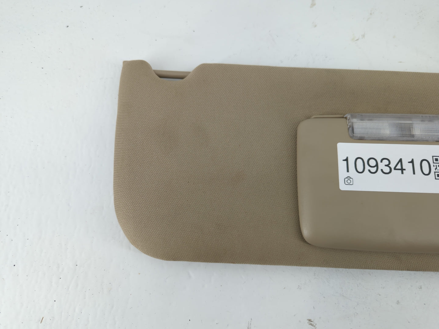 2011-2014 Chrysler 200 Sun Visor Shade Replacement Passenger Right Mirror Fits Fits 2011 2012 2013 2014 OEM Used Auto Parts - Oemusedautoparts1.com