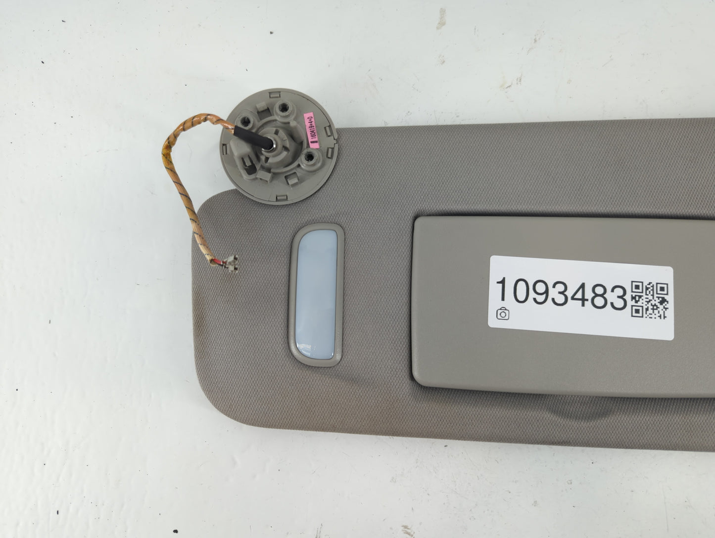 2010-2017 Chevrolet Equinox Sun Visor Shade Replacement Driver Left Mirror Fits Fits 2010 2011 2012 2013 2014 2015 2016 2017 OEM Used Auto Parts