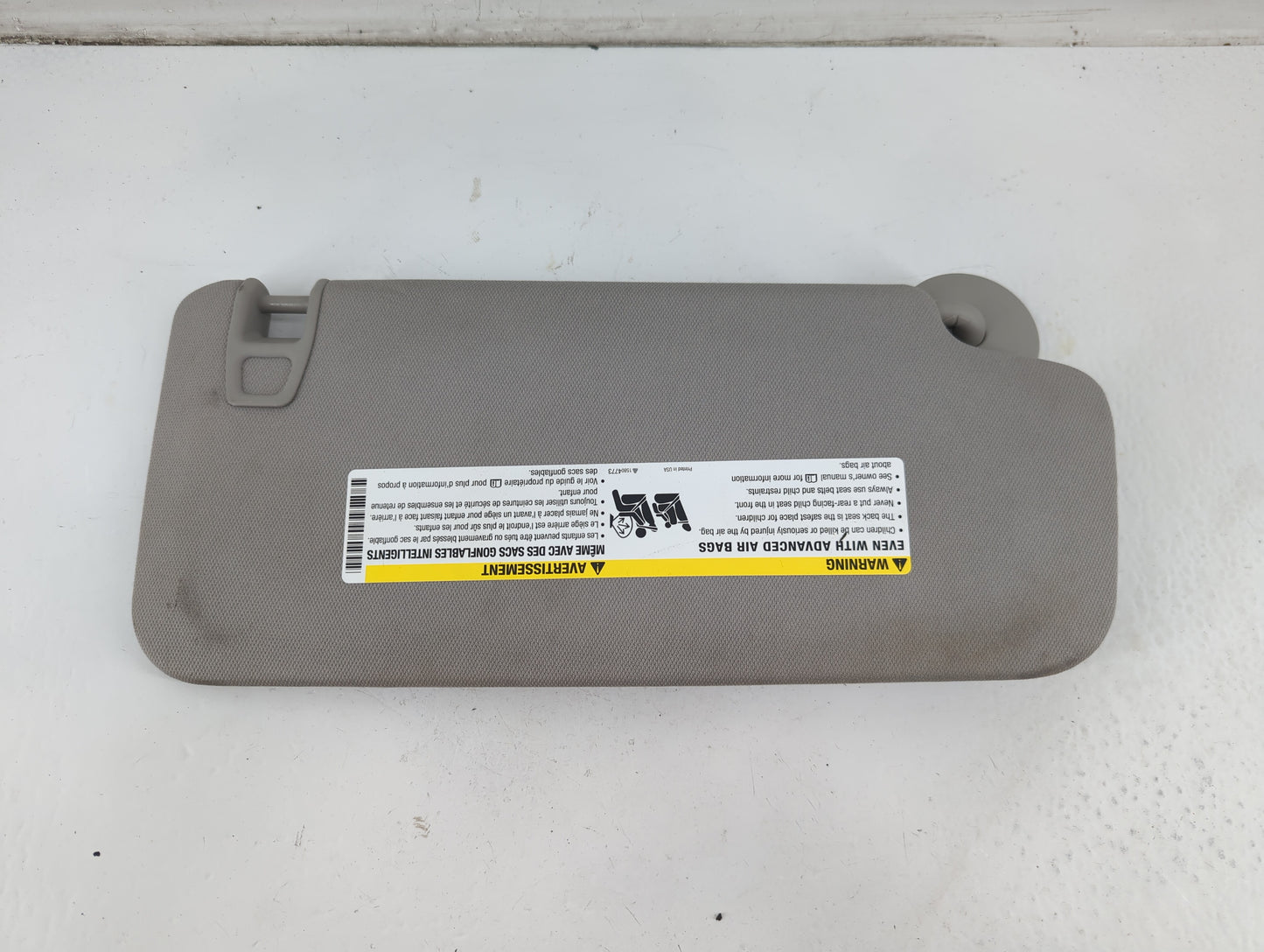 2010-2017 Chevrolet Equinox Sun Visor Shade Replacement Driver Left Mirror Fits Fits 2010 2011 2012 2013 2014 2015 2016 2017 OEM Used Auto Parts