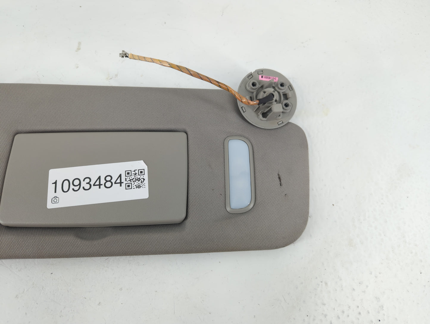 2010-2017 Chevrolet Equinox Sun Visor Shade Replacement Passenger Right Mirror Fits Fits 2010 2011 2012 2013 2014 2015 2016 2017 OEM Used Auto Parts