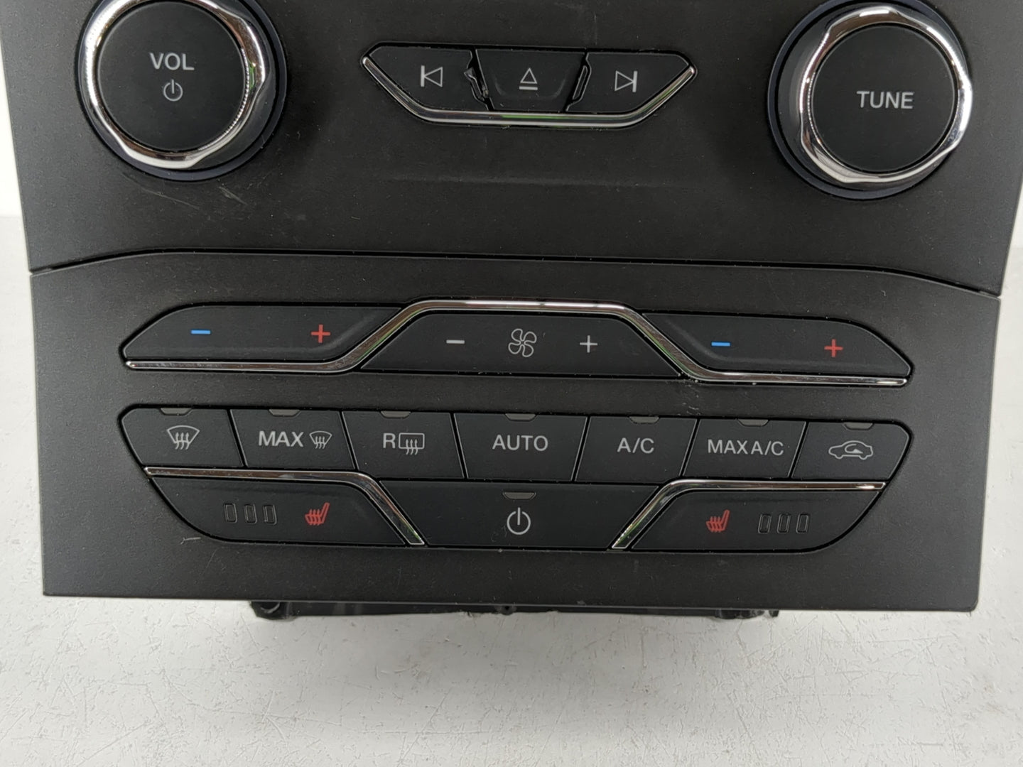 2015-2018 Ford Edge Radio AM FM Cd Player Receiver Replacement P/N:FT4T-18E245-BN Fits Fits 2015 2016 2017 2018 OEM Used Auto Parts - Oemusedautoparts1.com