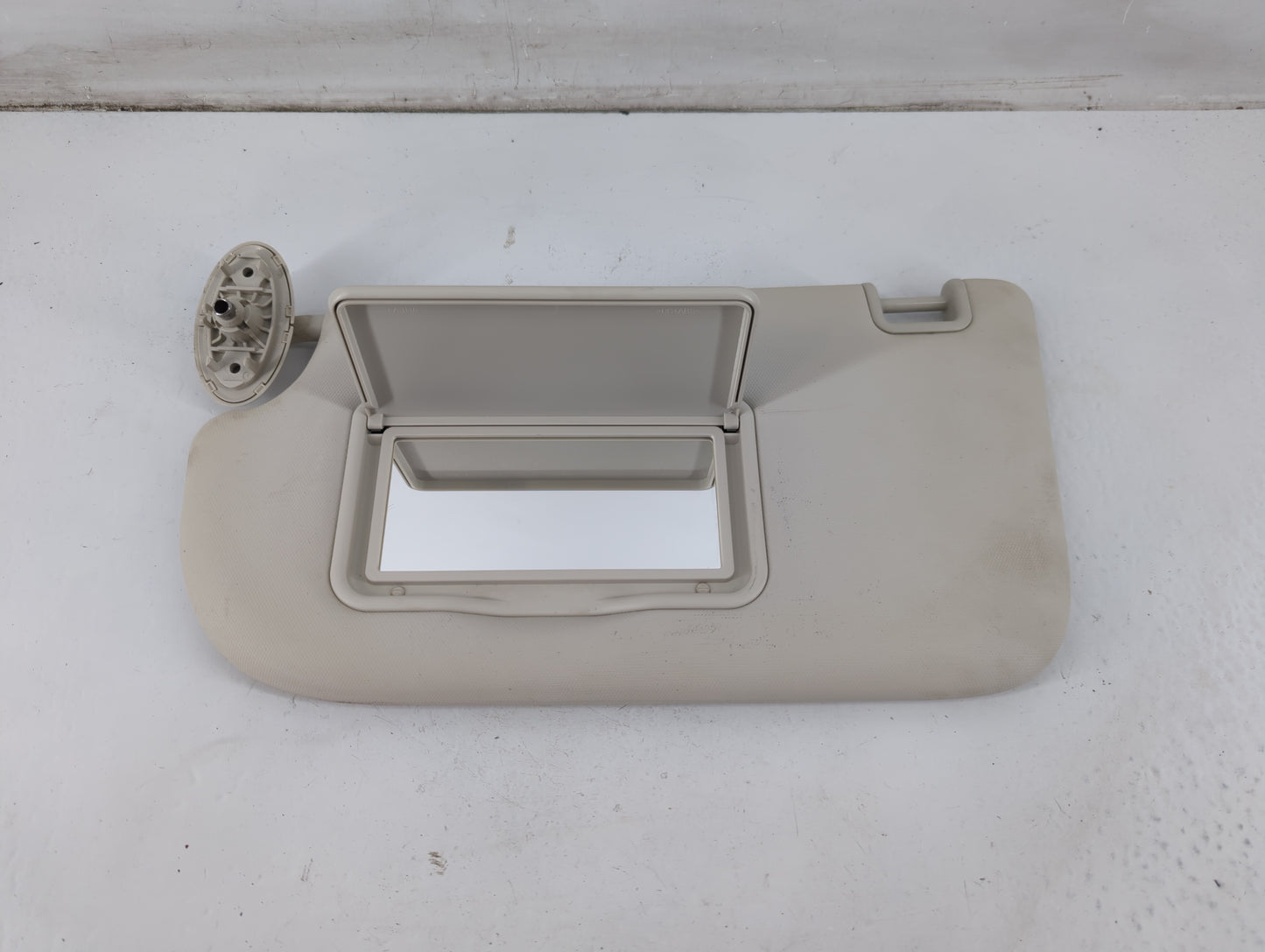 2013-2019 Ford Escape Sun Visor Shade Replacement Driver Left Mirror Fits Fits 2013 2014 2015 2016 2017 2018 2019 OEM Used Auto Parts - Oemusedautoparts1.com