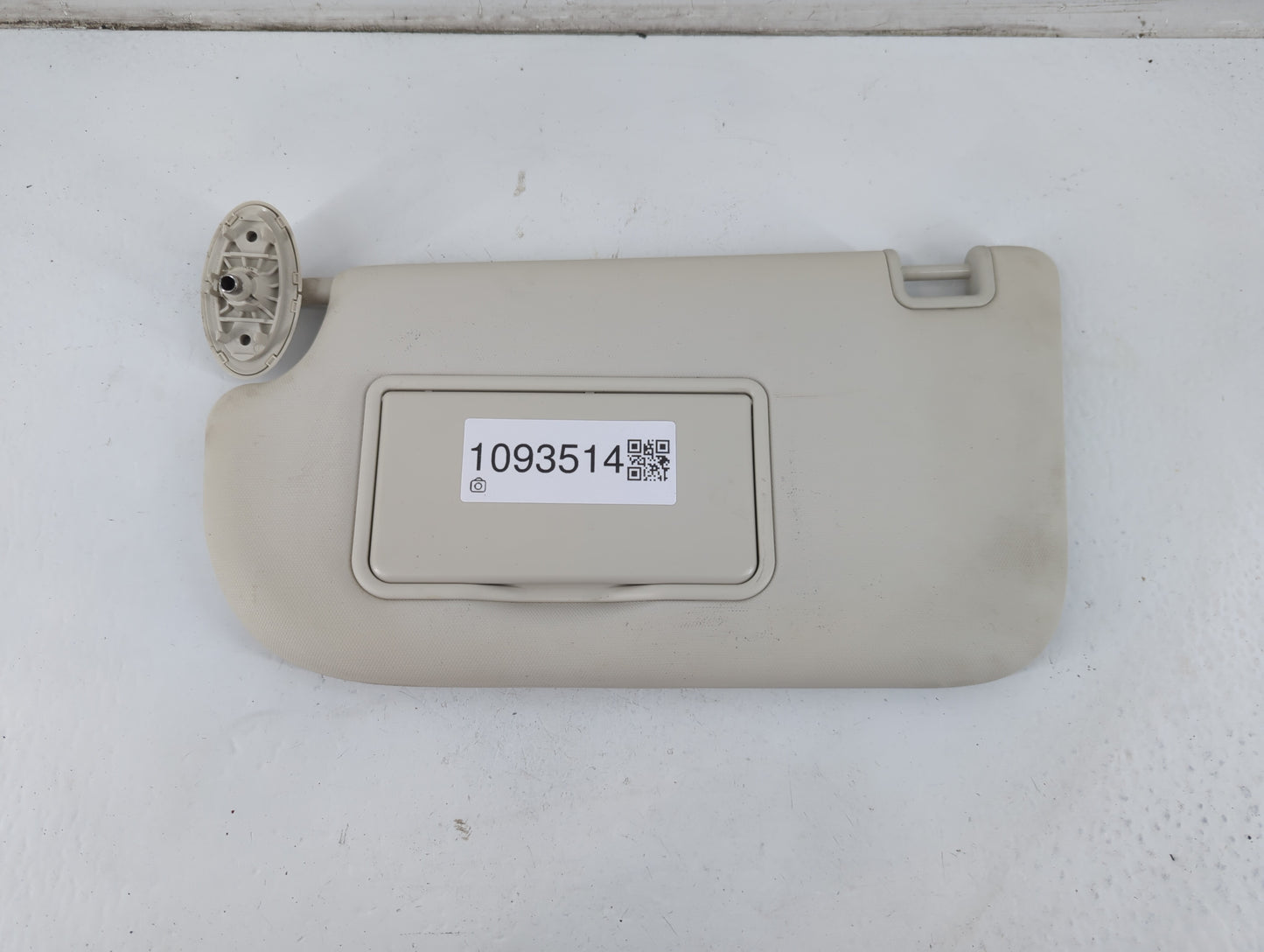 2013-2019 Ford Escape Sun Visor Shade Replacement Driver Left Mirror Fits Fits 2013 2014 2015 2016 2017 2018 2019 OEM Used Auto Parts - Oemusedautoparts1.com