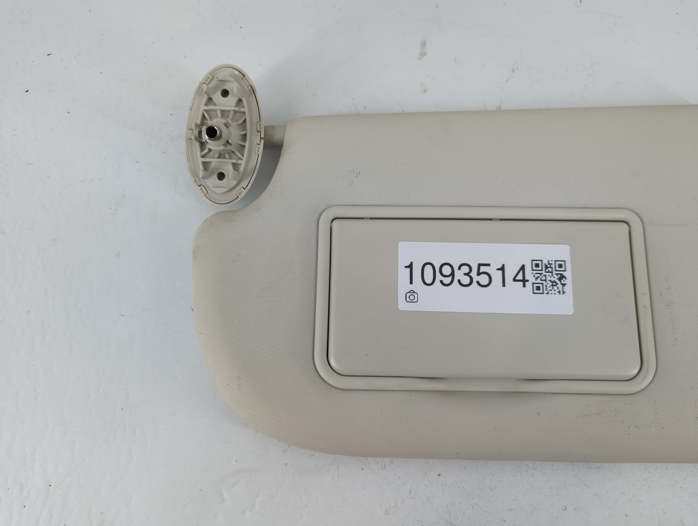 2013-2019 Ford Escape Sun Visor Shade Replacement Driver Left Mirror Fits Fits 2013 2014 2015 2016 2017 2018 2019 OEM Used Auto Parts - Oemusedautoparts1.com