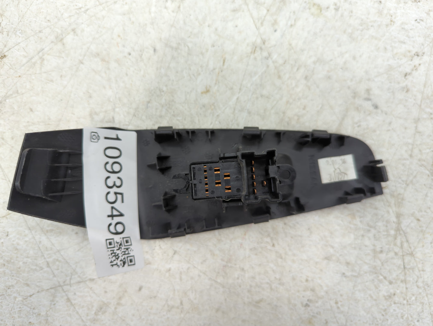 2016-2021 Nissan Maxima Master Power Window Switch Replacement Driver Side Left P/N:82961 4RA0A Fits OEM Used Auto Parts - Oemusedautoparts1.com