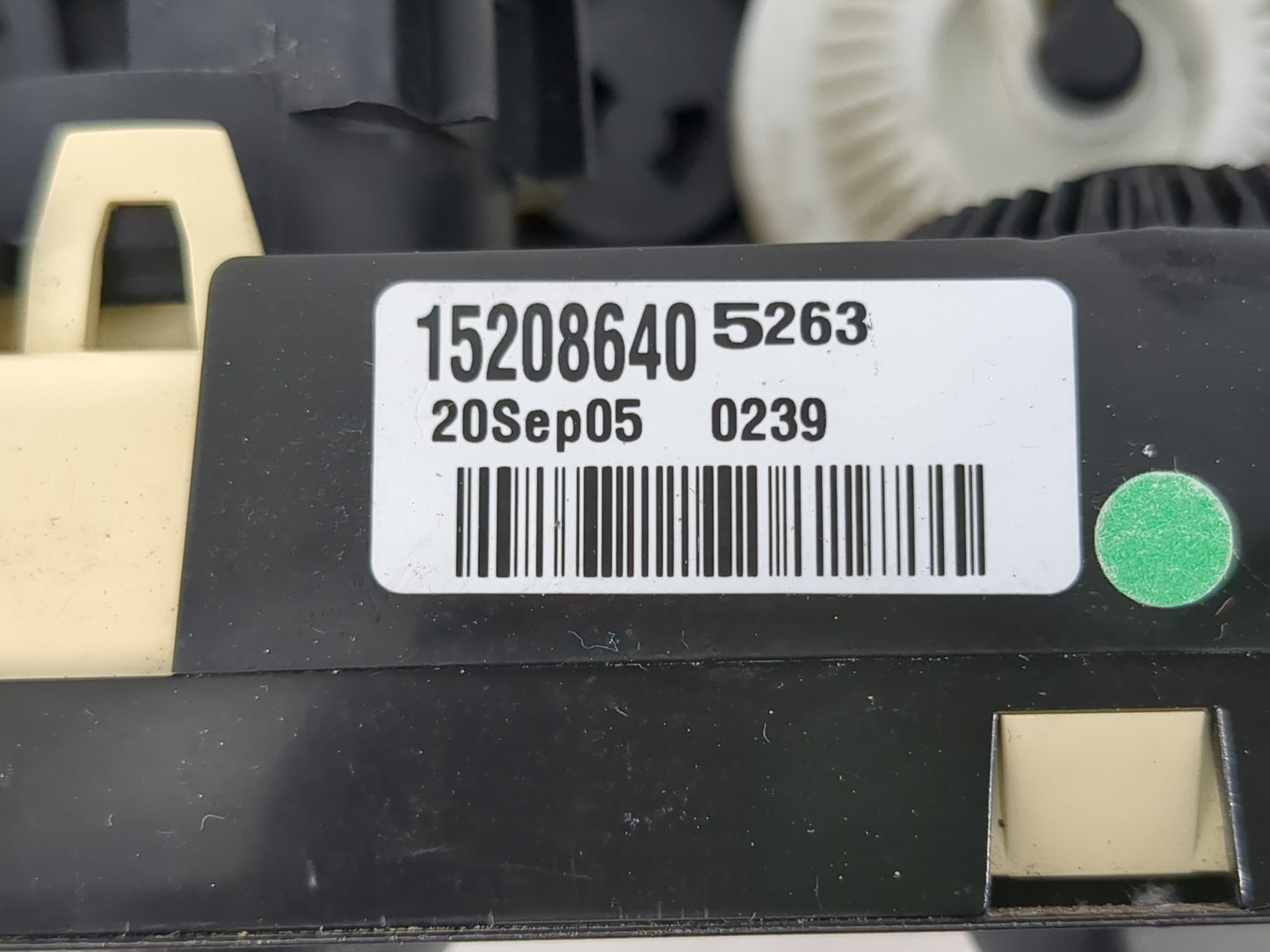 2006-2007 Saturn Ion Climate Control Module Temperature AC/Heater Replacement P/N:15208640 Fits Fits 2006 2007 OEM Used Auto Parts
