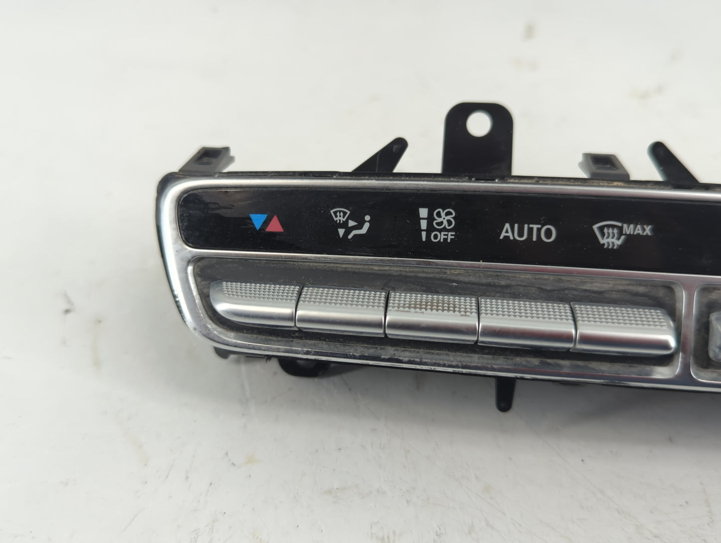 2020 Mercedes-Benz E350 Climate Control Module Temperature AC/Heater Replacement P/N:A 213 905 47 07 Fits Fits 2017 2018 2019 OEM Used Auto Parts