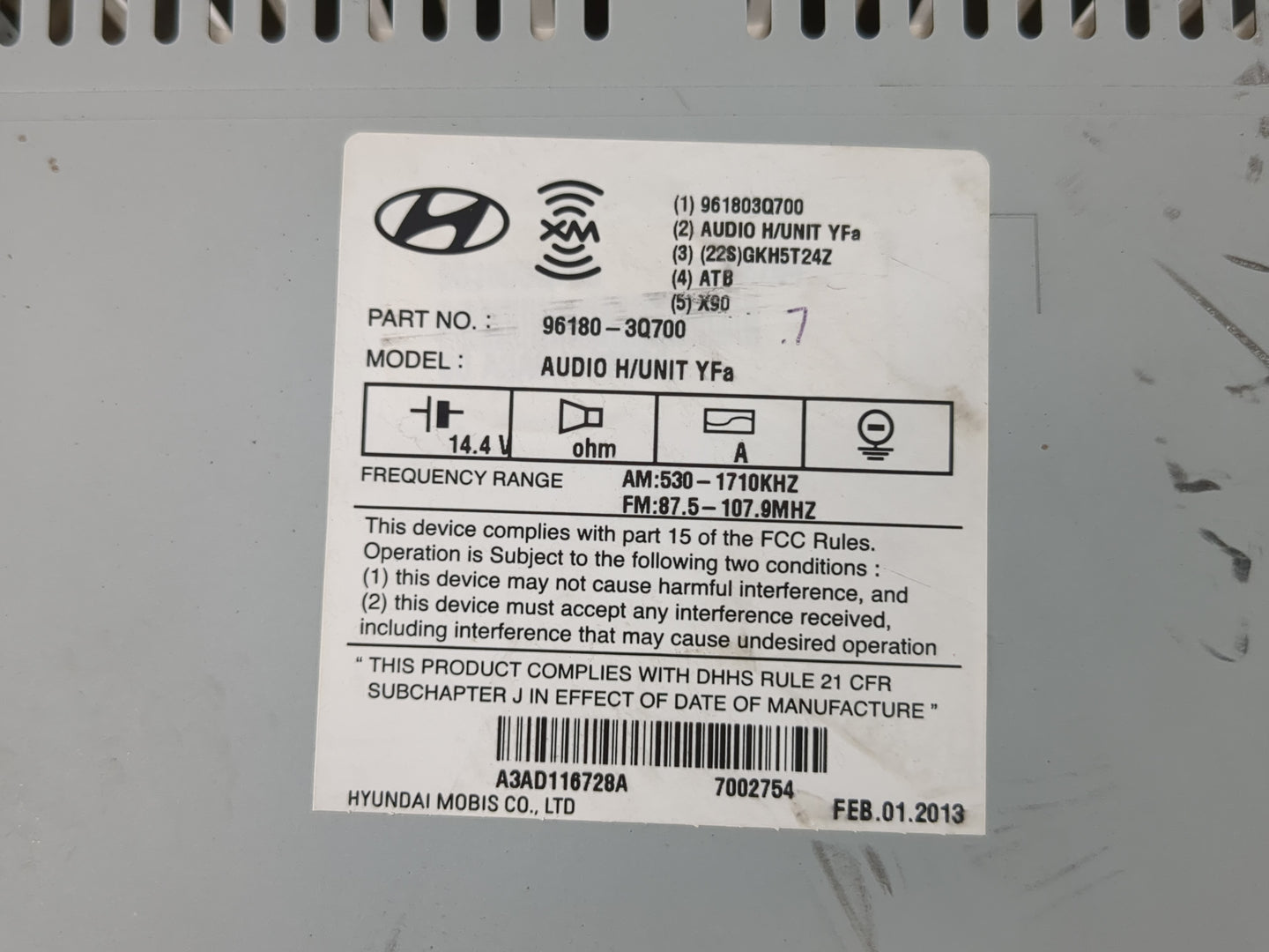 2012-2014 Hyundai Sonata Radio AM FM Cd Player Receiver Replacement P/N:96180-3Q700 Fits Fits 2012 2013 2014 OEM Used Auto Parts - Oemusedautoparts1.com