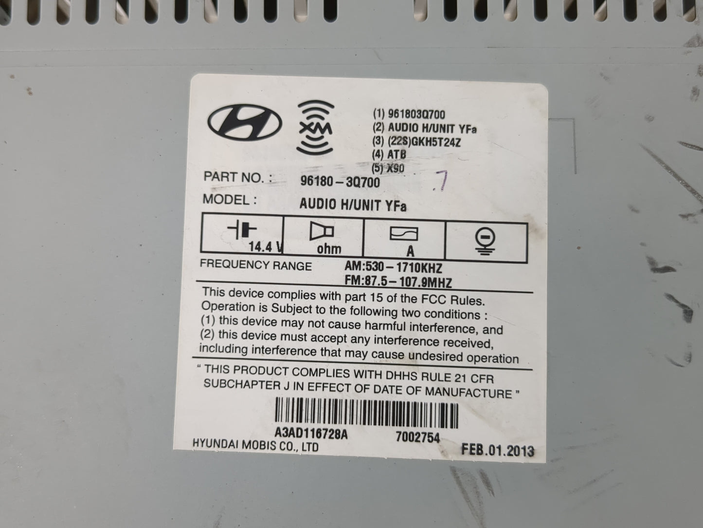 2012-2014 Hyundai Sonata Radio AM FM Cd Player Receiver Replacement P/N:96180-3Q700 Fits Fits 2012 2013 2014 OEM Used Auto Parts - Oemusedautoparts1.com
