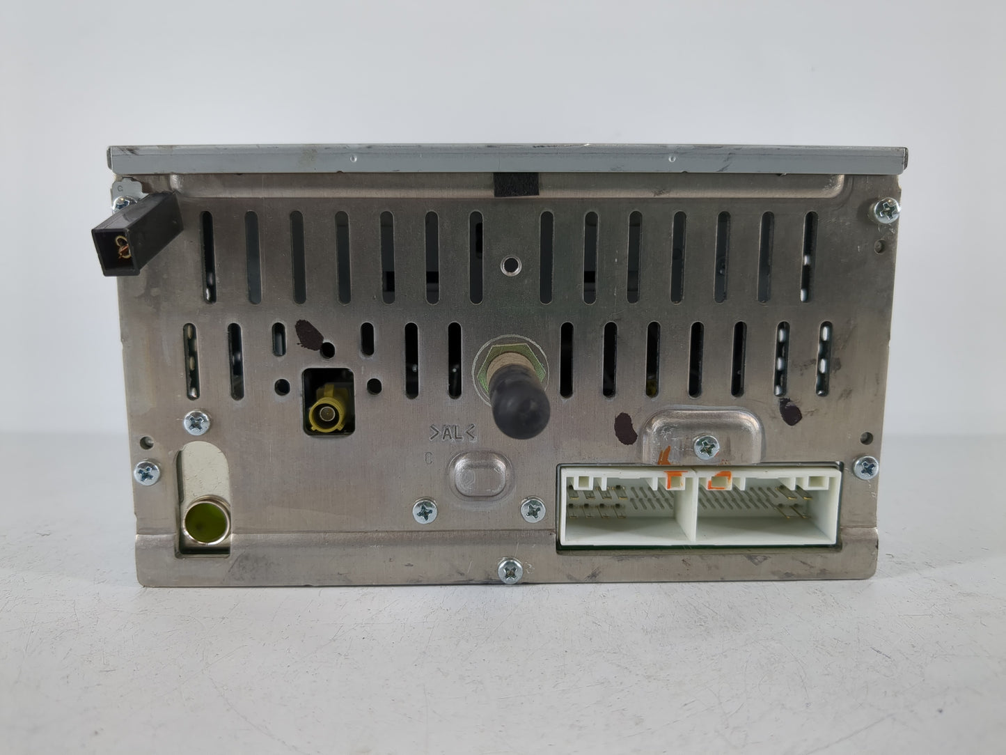 2012-2014 Hyundai Sonata Radio AM FM Cd Player Receiver Replacement P/N:96180-3Q700 Fits Fits 2012 2013 2014 OEM Used Auto Parts - Oemusedautoparts1.com