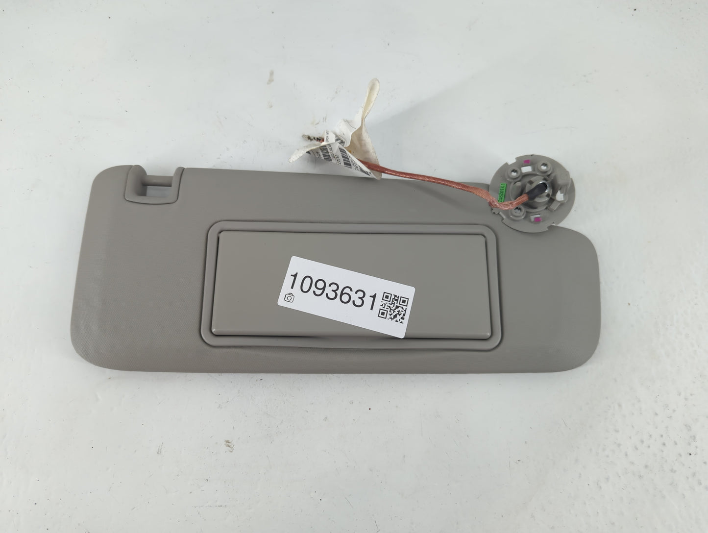 2011-2016 Chevrolet Cruze Sun Visor Shade Replacement Passenger Right Mirror Fits Fits 2011 2012 2013 2014 2015 2016 OEM Used Auto Parts