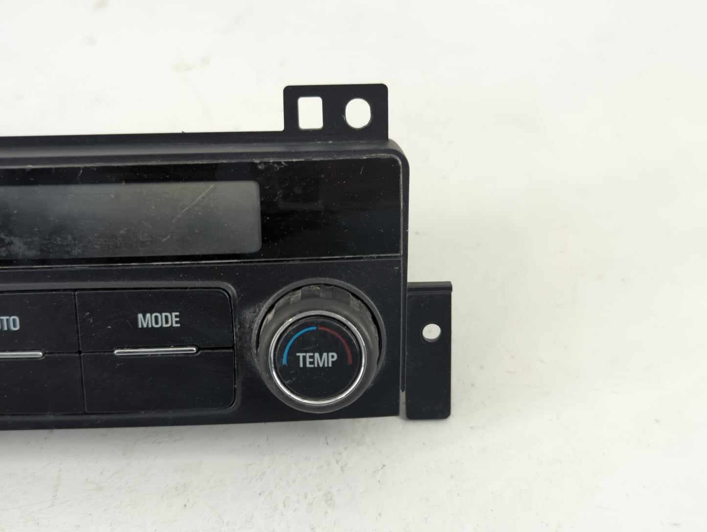 2019 Chevrolet Suburban 1500 Climate Control Module Temperature AC/Heater Replacement P/N:23467327 Fits OEM Used Auto Parts