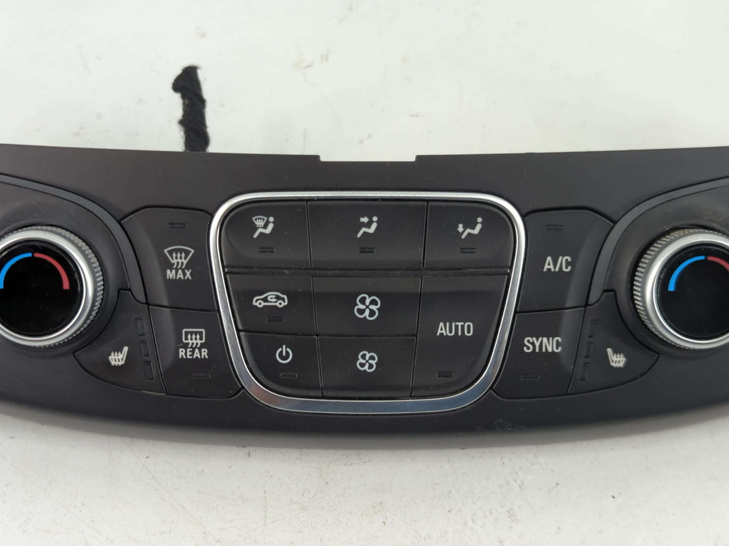 2018-2022 Chevrolet Traverse Climate Control Module Temperature AC/Heater Replacement P/N:84216553 Fits OEM Used Auto Parts