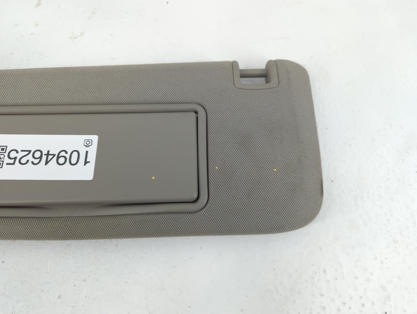 2014-2019 Cadillac Cts Sun Visor Shade Replacement Driver Left Mirror Fits Fits 2014 2015 2016 2017 2018 2019 OEM Used Auto Parts