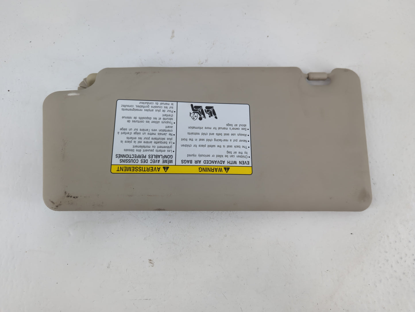 2008-2015 Nissan Rogue Sun Visor Shade Replacement Passenger Right Mirror Fits Fits 2008 2009 2010 2011 2012 2013 2014 2015 OEM Used Auto Parts - Oemusedautoparts1.com