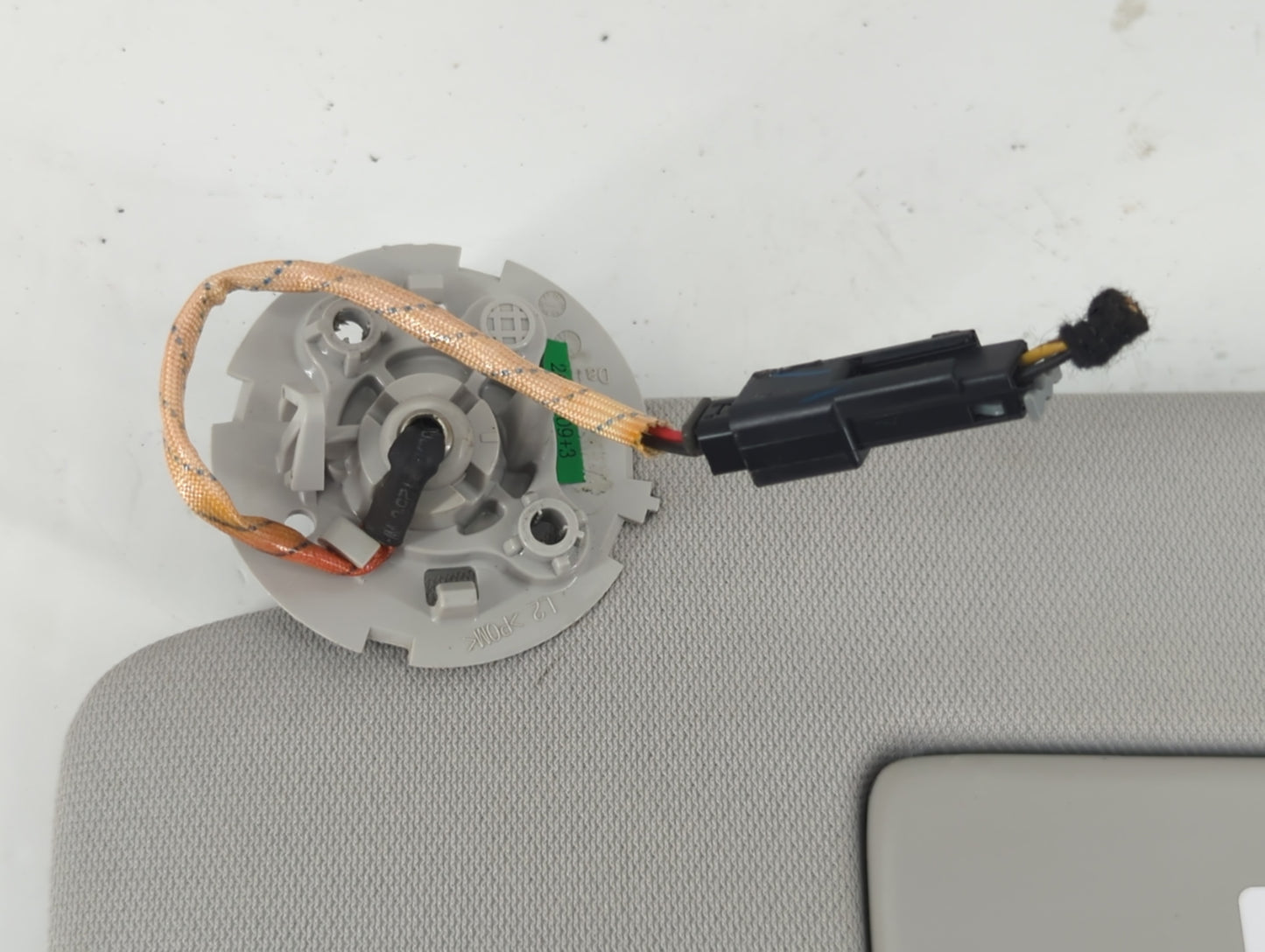 2018-2022 Chevrolet Traverse Sun Visor Shade Replacement Driver Left Mirror Fits Fits 2018 2019 2020 2021 2022 OEM Used Auto Parts