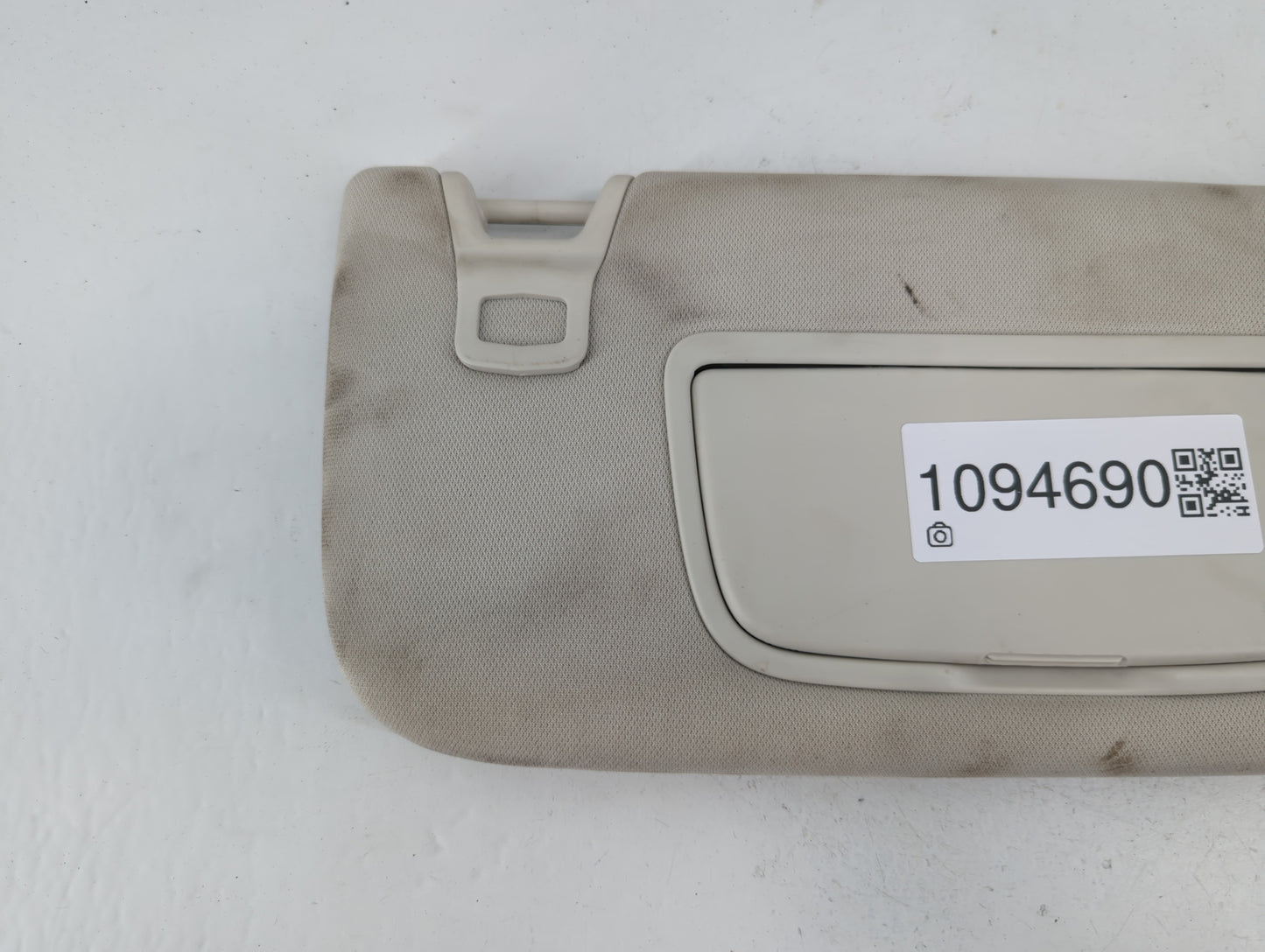 2015-2020 Ford Edge Sun Visor Shade Replacement Passenger Right Mirror Fits Fits 2015 2016 2017 2018 2019 2020 OEM Used Auto Parts