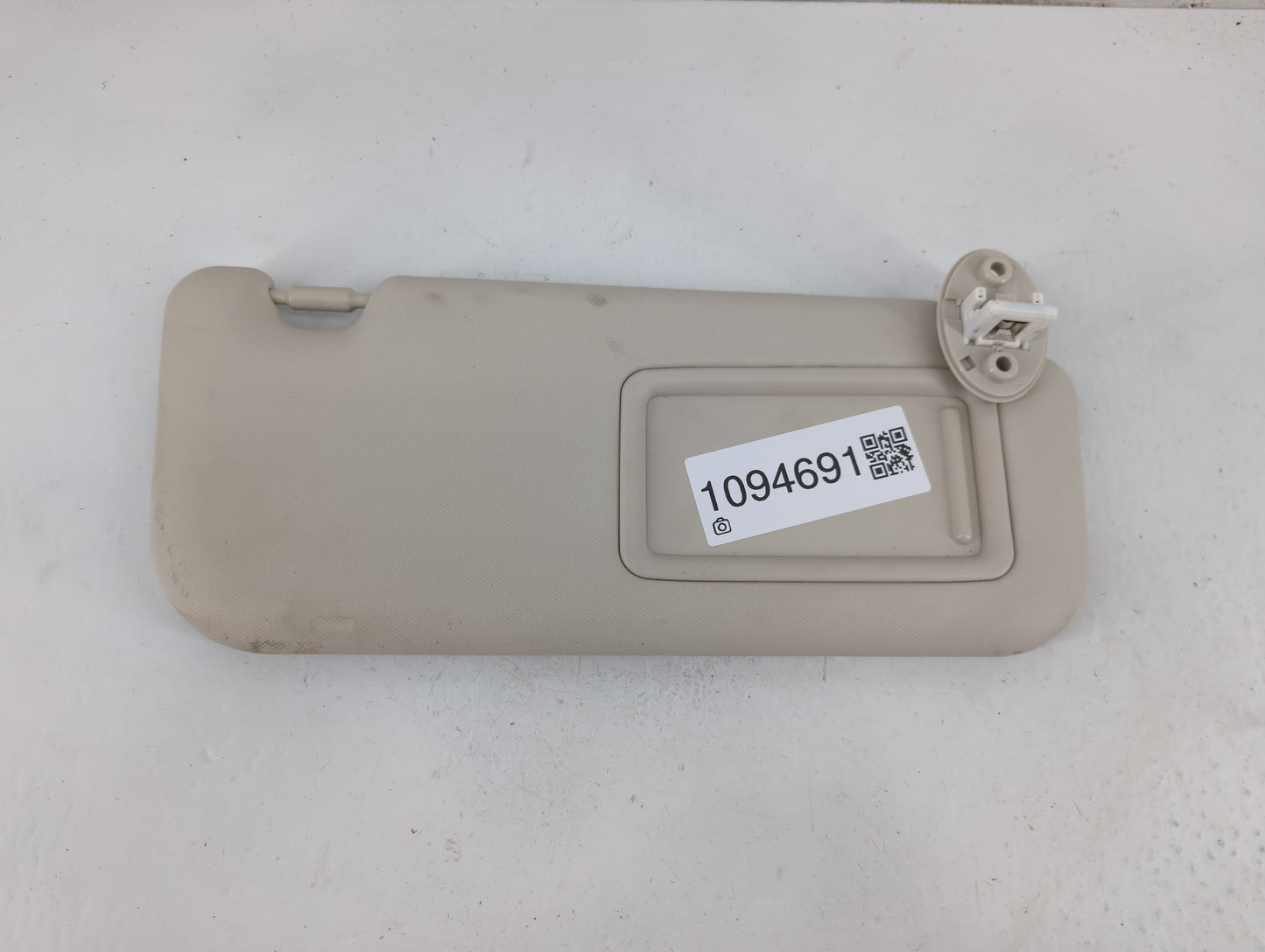 2019-2022 Toyota Corolla Sun Visor Shade Replacement Passenger Right Mirror Fits Fits 2019 2020 2021 2022 OEM Used Auto Parts