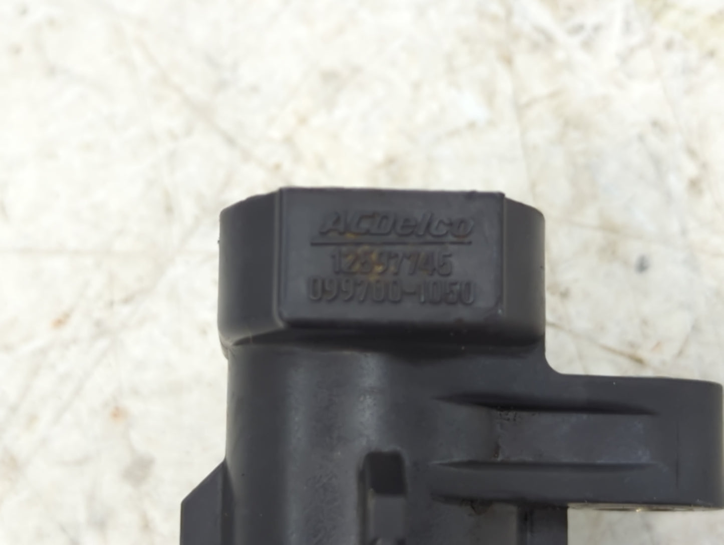 2007-2011 Cadillac Dts Ignition Coil Igniter Pack - Oemusedautoparts1.com