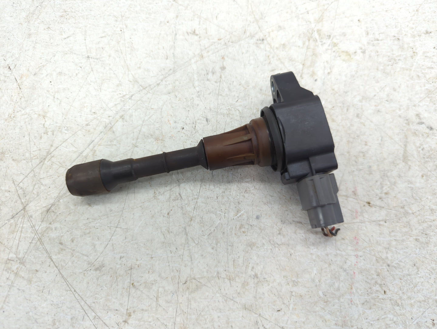 2003-2006 Nissan 350z Ignition Coil Igniter Pack - Oemusedautoparts1.com