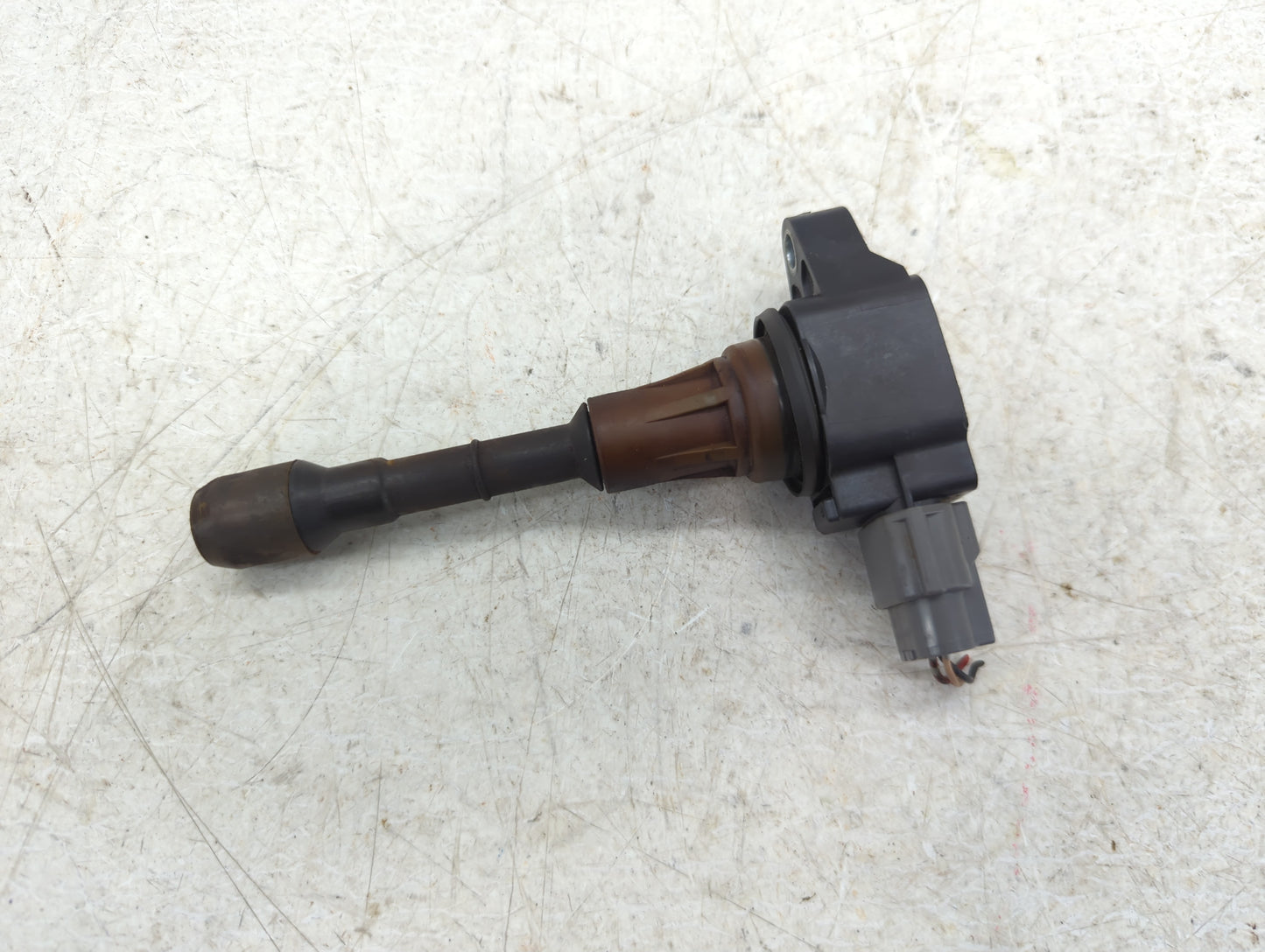 2003-2006 Nissan 350z Ignition Coil Igniter Pack - Oemusedautoparts1.com