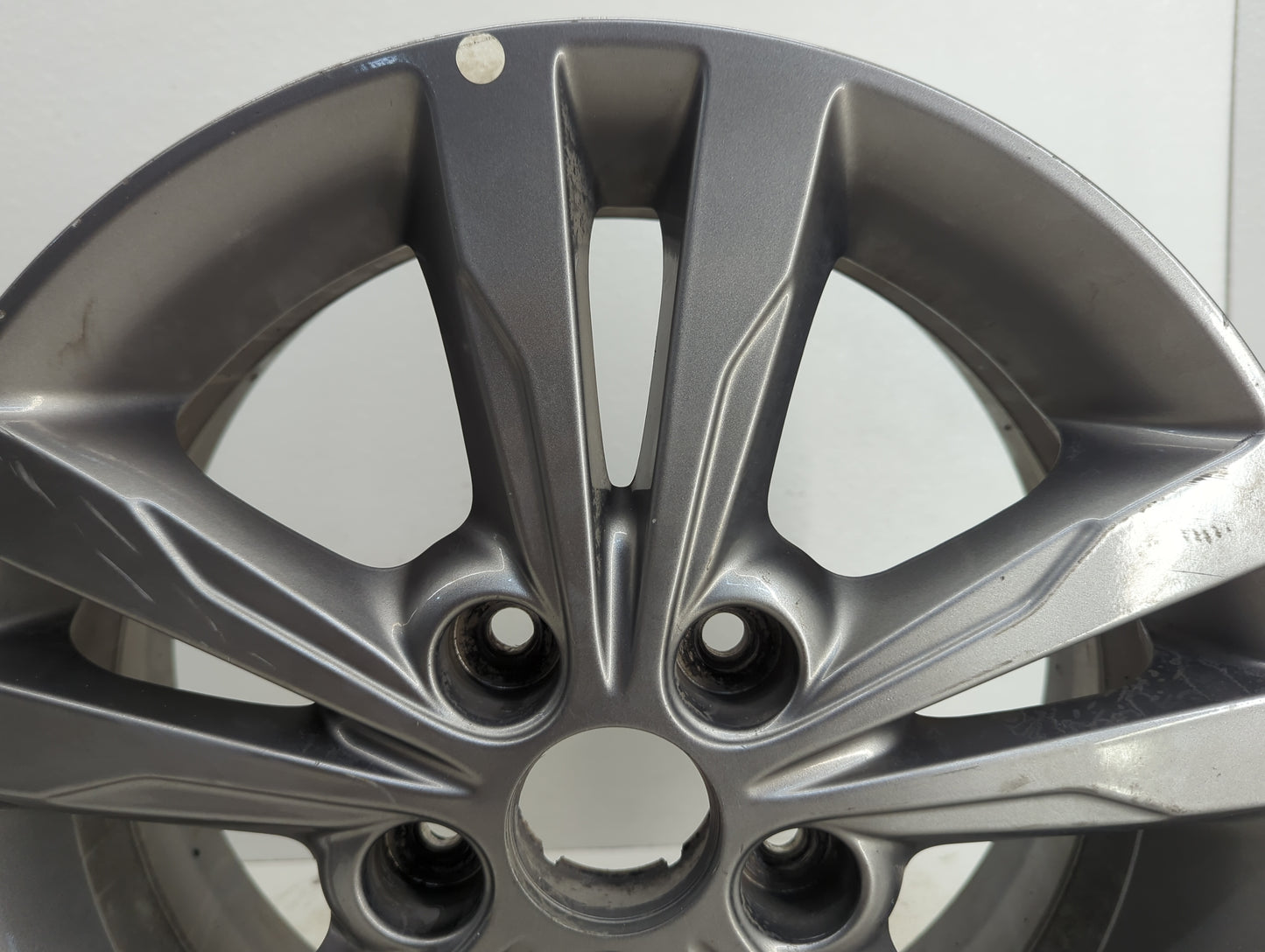 2017-2018 Hyundai Elantra Oem Wheel Rim