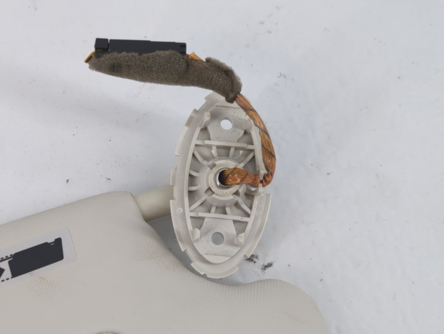 2013-2019 Ford Escape Sun Visor Shade Replacement Driver Left Mirror Fits Fits 2013 2014 2015 2016 2017 2018 2019 OEM Used Auto Parts - Oemusedautoparts1.com