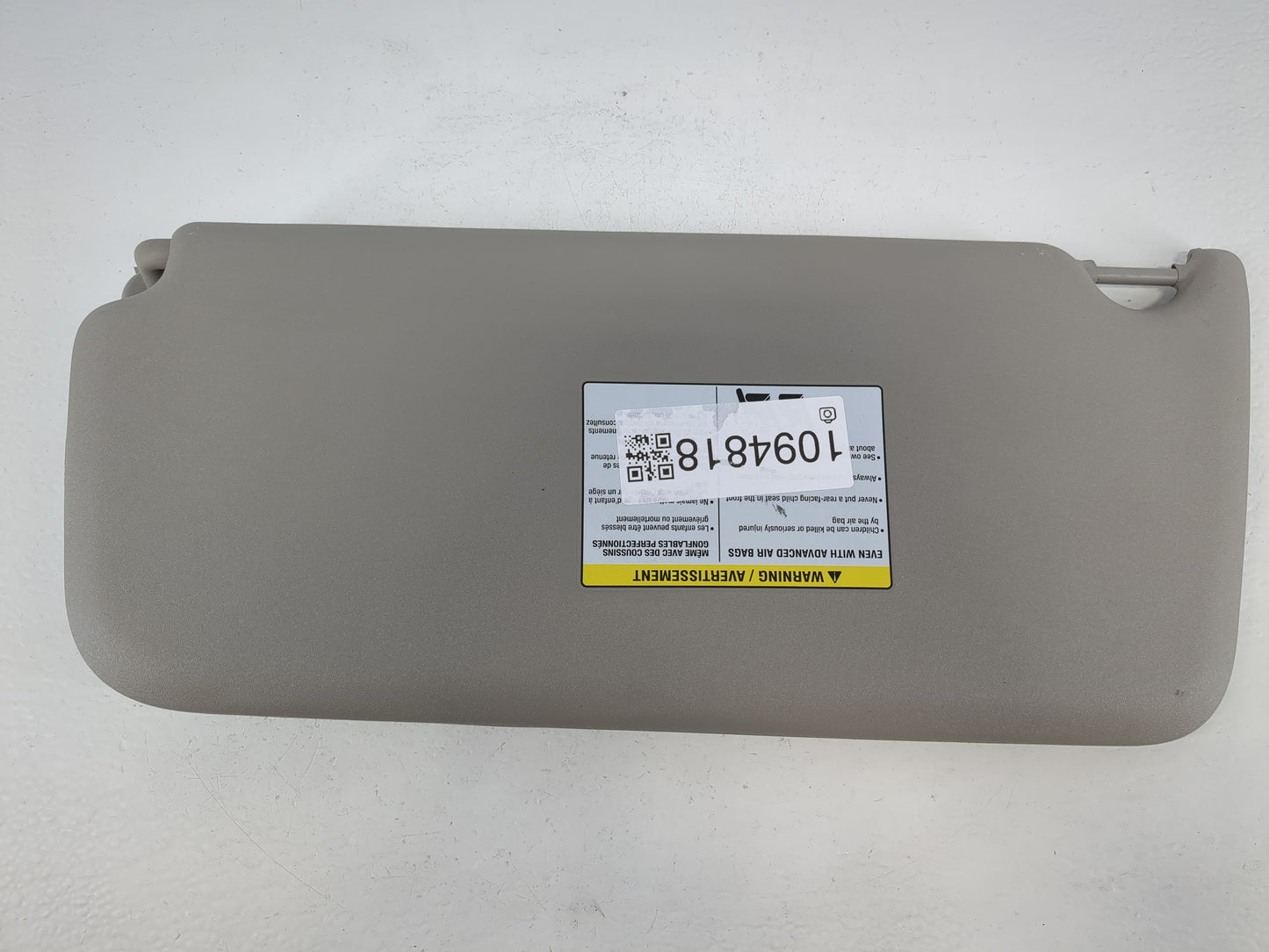 2019 Nissan Nv200 Sun Visor Shade Replacement Passenger Right Mirror Fits OEM Used Auto Parts - Oemusedautoparts1.com